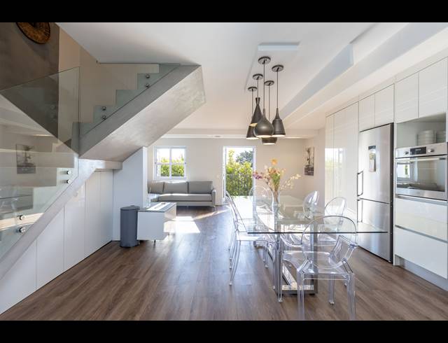 3 BEDROOM APARTMENT TO LET IN DE WATERKANT